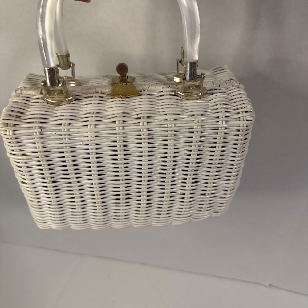 Lesco Lona Vintage Wicker Handbag Small White Lucite Handle Retro Box Purse
